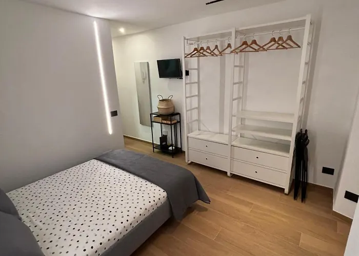 Uffizi & Santa Croce - Romantica Per Coppie Apartamento *