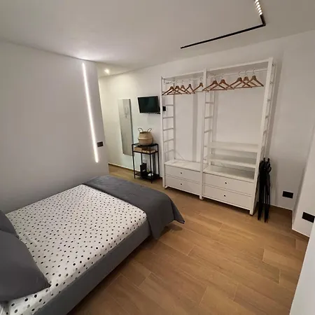 La Casetta Di Nic Apartment *